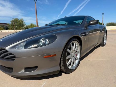 Used 2005 Aston Martin DB9 Coupe RWD image 5
