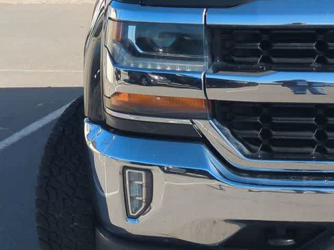 Used 2018 Chevrolet Silverado 1500 LT w/ All Star Edition image 11