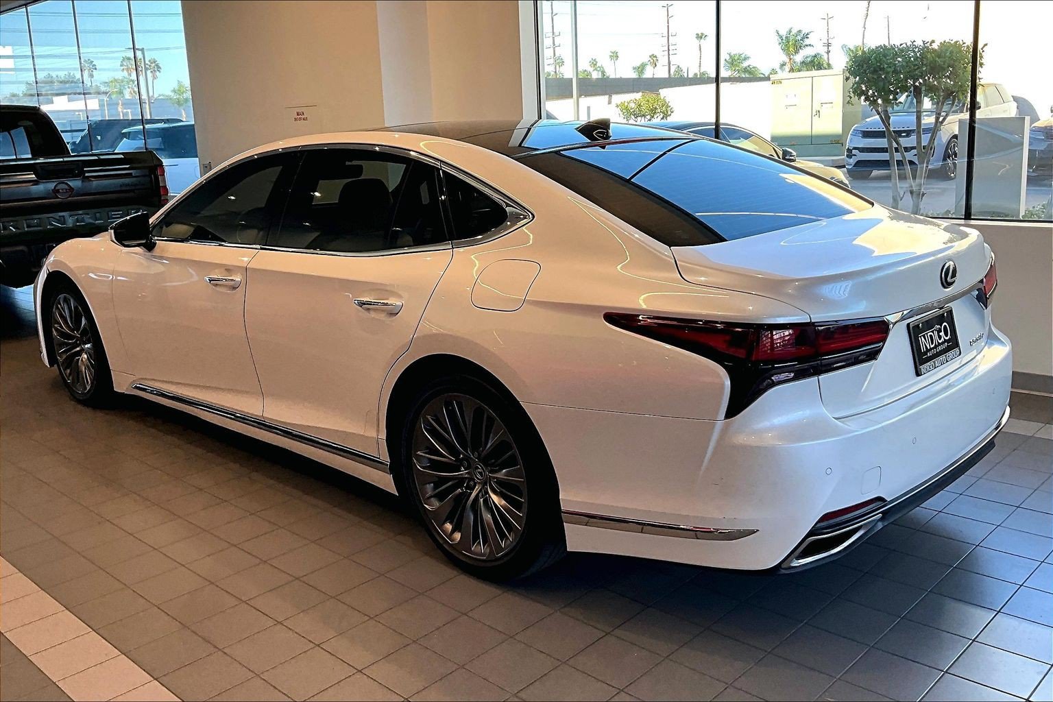 Used 2022 Lexus LS 500 w/ Interior Upgrade Package RWD image 2