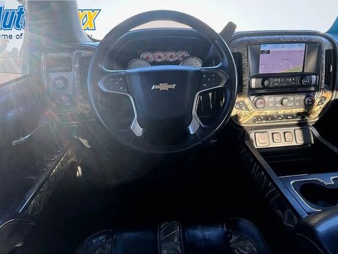 Used 2014 Chevrolet Silverado 1500 LTZ AWD/4WD image 12