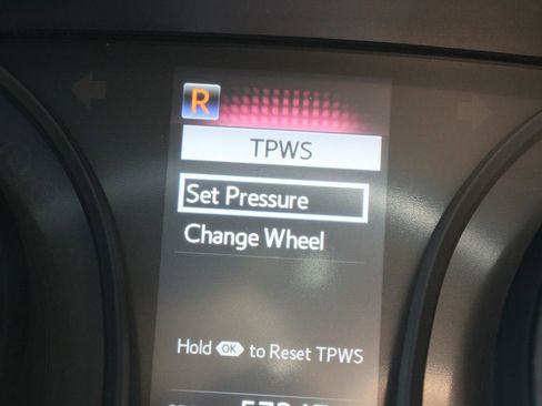 Used 2022 Toyota Camry SE w/ Carpet Mat Package (TMS) image 35