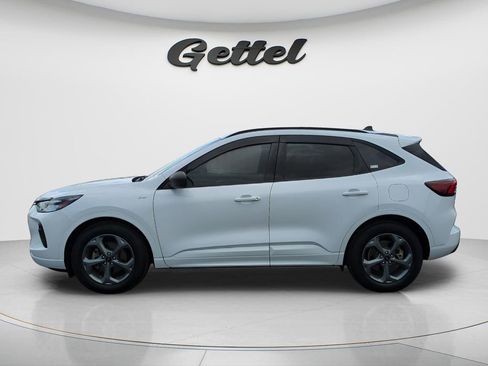 Used 2023 Ford Escape ST-Line w/ Tech Pack #1 FWD image 9