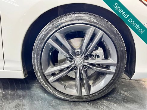 Used 2024 Acura Integra A-Spec FWD image 11