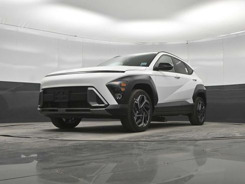 New 2026 Hyundai Kona SEL Premium AWD/4WD image 35