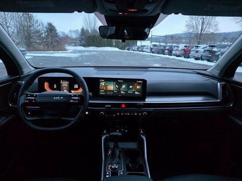New 2026 Kia Sorento S image 18