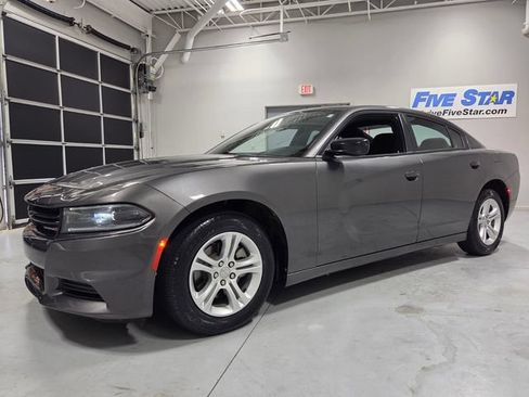 Used 2023 Dodge Charger SXT RWD image 3