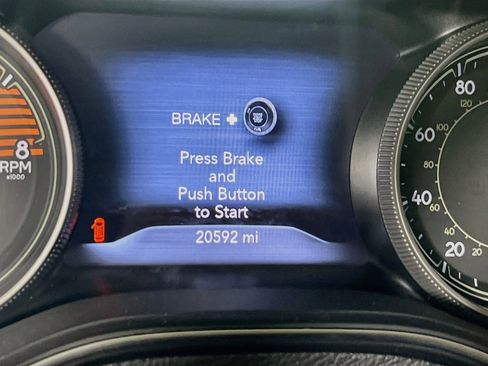 Used 2022 Jeep Cherokee Trailhawk w/ Premium Leather Package AWD/4WD image 12
