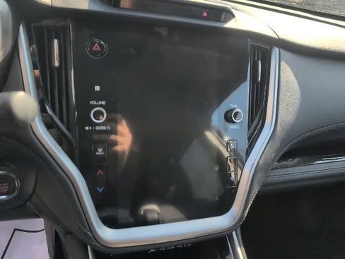 Used 2024 Subaru Outback Limited image 27