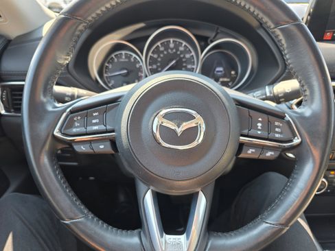 Used 2018 MAZDA CX-5 Touring w/ Preferred Equipment Package AWD/4WD image 14