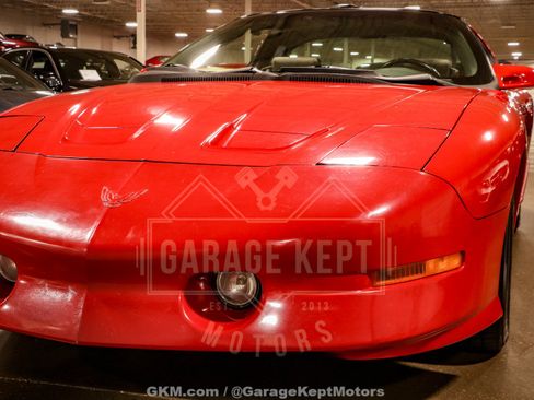 Used 1995 Pontiac Firebird Formula RWD image 31