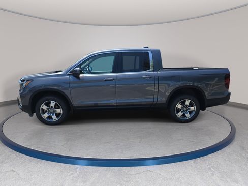 Certified 2024 Honda Ridgeline RTL image 8