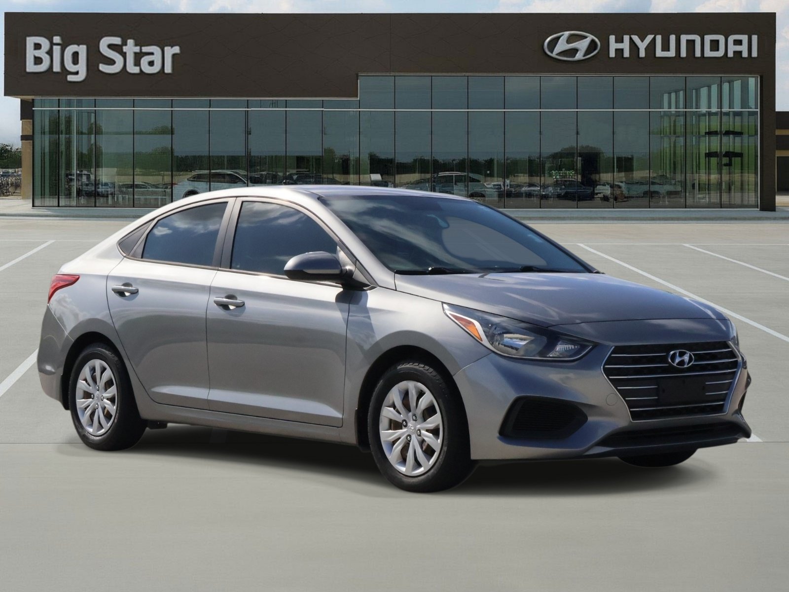 Used 2021 Hyundai Accent SE FWD image 6