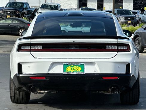 New 2026 Dodge Charger Scat Pack w/ Blacktop Package AWD/4WD image 5