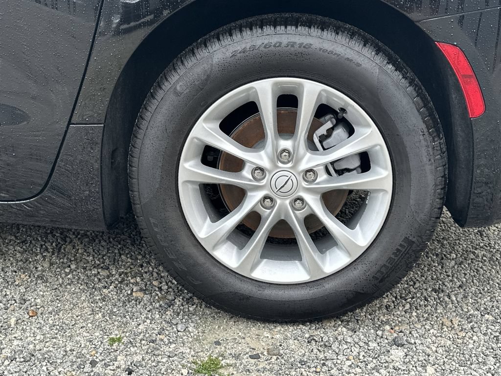 New 2026 Chrysler Pacifica Select FWD image 19