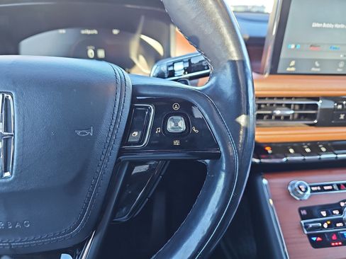 Used 2020 Lincoln Aviator Reserve w/ Equipment Group 201A image 19