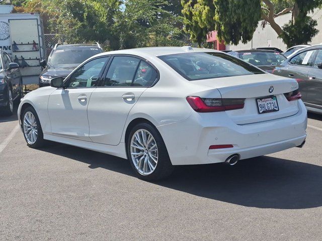 Used 2023 BMW 330i Sedan w/ Parking Assistance Package RWD image 8