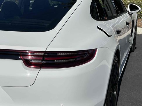 Used 2020 Porsche Panamera 4 image 59