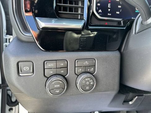 New 2026 Chevrolet Silverado 1500 RST AWD/4WD image 18