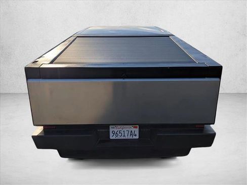 Used 2024 Tesla Cybertruck AWD Crew Cab image 6