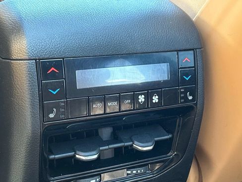 Used 2023 Jeep Grand Cherokee Summit w/ Luxury Tech Group V AWD/4WD image 22