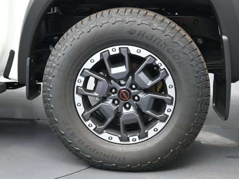 New 2026 Nissan Frontier PRO-4X w/ Pro Premium Package image 25