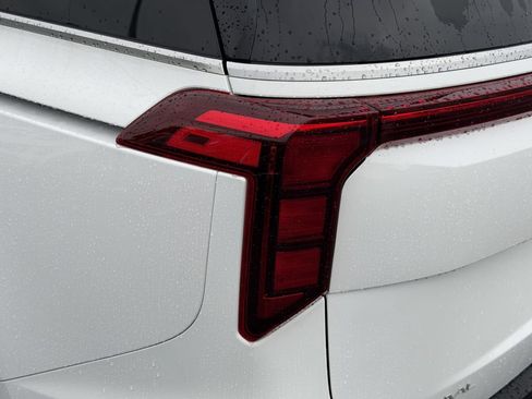 New 2026 Kia Carnival SX FWD image 11