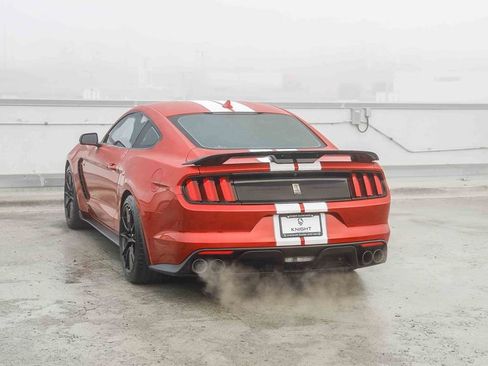 Used 2020 Ford Mustang Shelby GT350 w/ Technology Package image 7