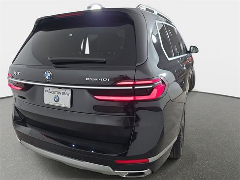 Certified 2023 BMW X7 xDrive40i w/ Premium Package image 37