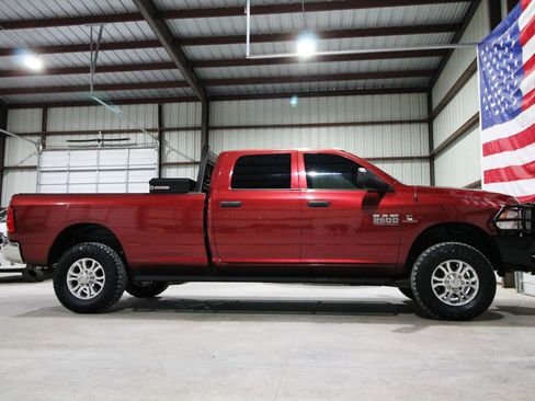 Used 2015 RAM 2500 Tradesman w/ Chrome Appearance Group AWD/4WD image 15