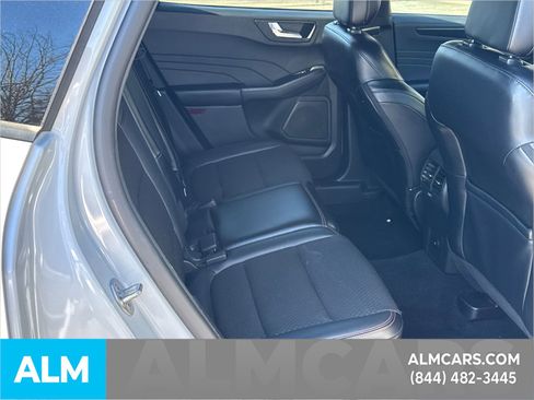 Used 2025 Ford Escape ST-Line image 18