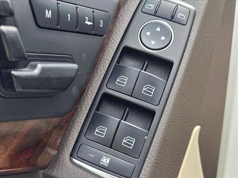 Used 2013 Mercedes-Benz GLK 350 2WD image 10