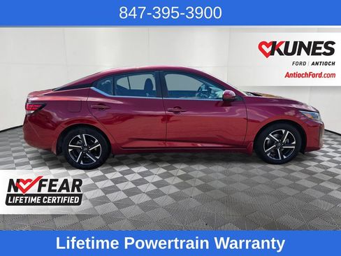 Used 2024 Nissan Sentra SV FWD image 8