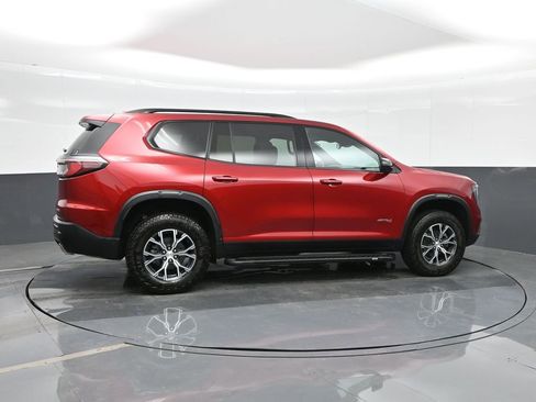 Used 2024 GMC Acadia AT4 w/ Luxury Package image 3