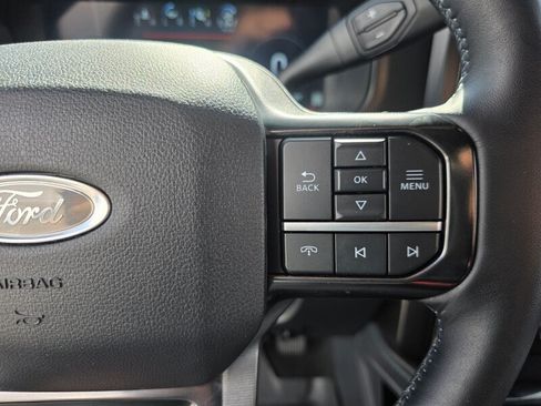 Used 2026 Ford F250 Platinum AWD/4WD image 32