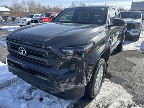 New 2026 Toyota Tacoma SR5 image 4