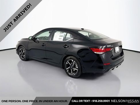 Certified 2025 Nissan Sentra SV w/ Trunk Package image 7