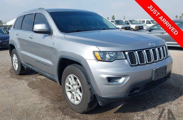 Used 2018 Jeep Grand Cherokee Laredo AWD/4WD image 1