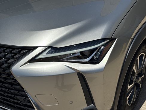 Used 2019 Lexus UX 250h w/ Premium Package AWD/4WD image 6