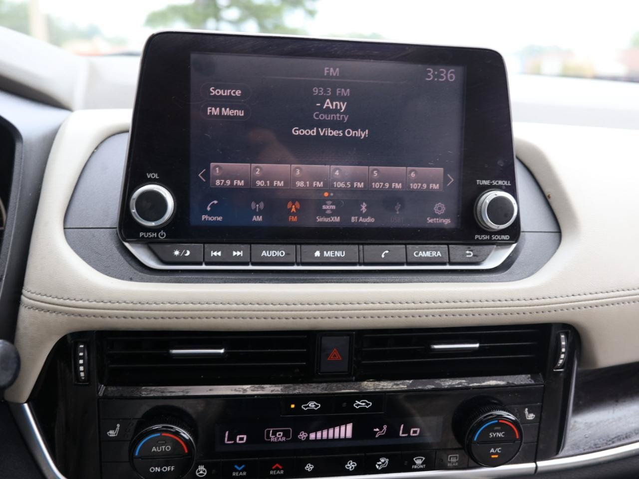Used 2021 Nissan Rogue SL AWD/4WD image 12