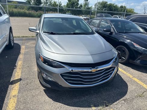 Used 2024 Chevrolet Malibu LT FWD image 4