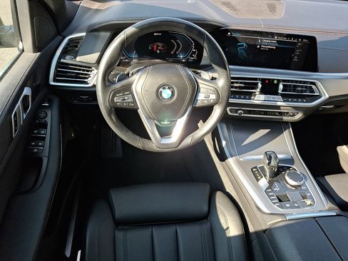 Used 2021 BMW X5 xDrive45e w/ Parking Assistance Package AWD/4WD image 12