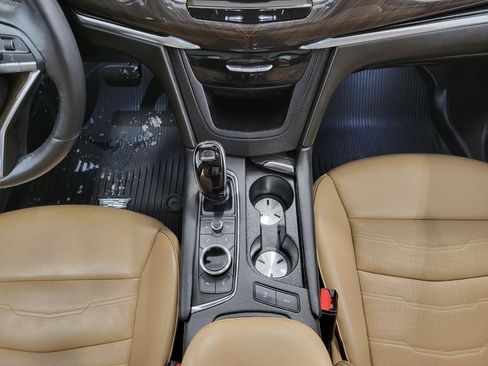 Certified 2024 Cadillac XT6 Premium Luxury w/ Platinum Package image 16