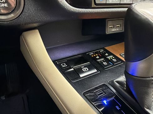 Used 2021 Lexus RX 350 RX 350 w/ Premium Package image 17