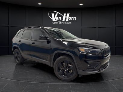 Used 2023 Jeep Cherokee Altitude Lux w/ Lux Elite Package