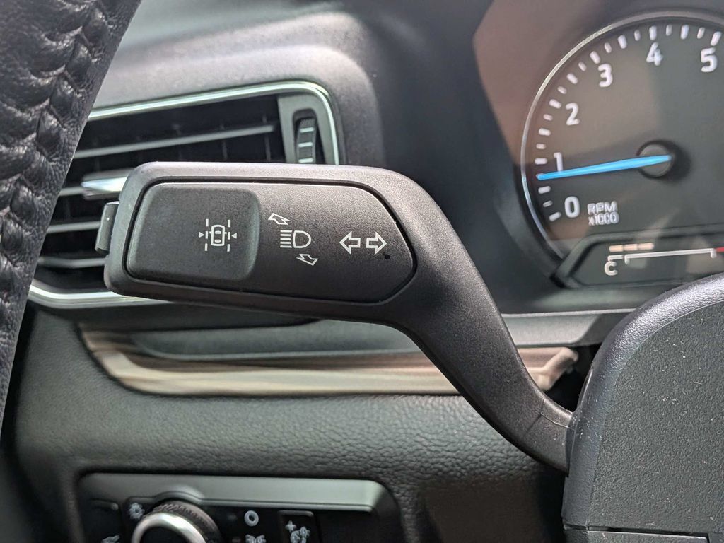 Used 2024 Ford Explorer Limited RWD image 36
