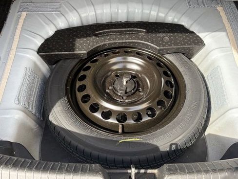 Used 2024 Chevrolet Malibu LS image 13