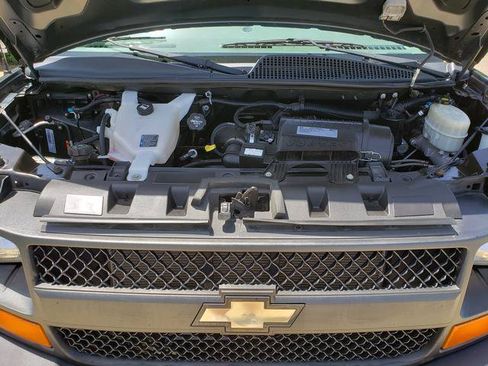 Used 2017 Chevrolet Express 2500 LS RWD image 26