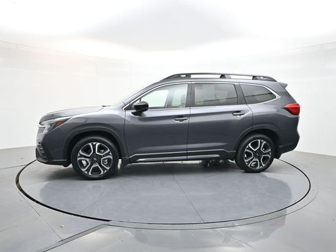 Used 2024 Subaru Ascent Limited w/ Technology Package AWD/4WD image 4