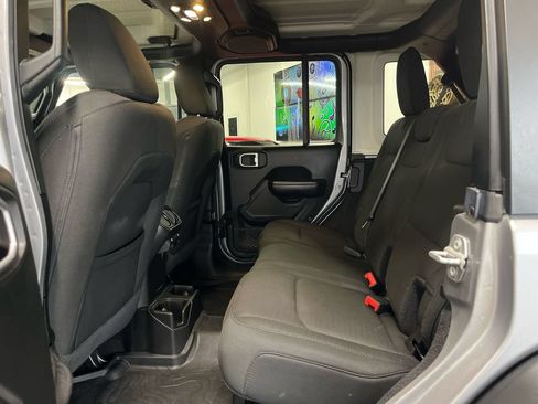 Used 2020 Jeep Wrangler Unlimited Sport S AWD/4WD image 39