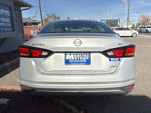 Used 2023 Nissan Altima 2.5 SV image 6